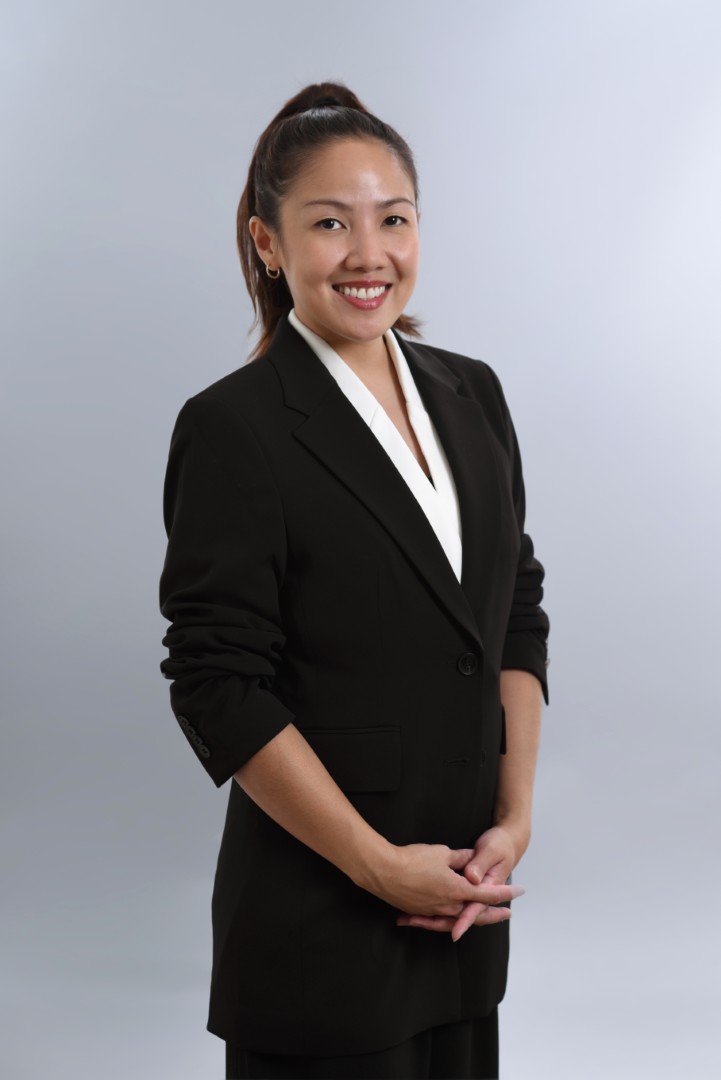 Caresa Magno -Assistant Property Manager atRoger Davis